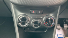 Peugeot 2008 1.2 PureTech 110 Signature 5dr Petrol Estate